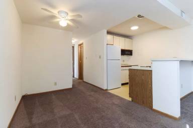 Main picture of 1615 Sylvan Ln