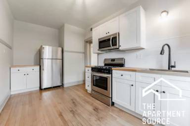 Main picture of 3756 W Huron St