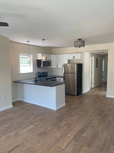 Main picture of 502 Yates St