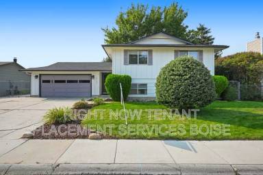 Main picture of 10763 W Hinsdale St