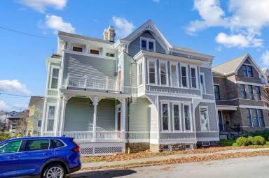 Main picture of 2701 Cleinview Ave