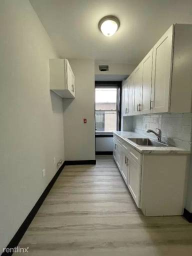 Main picture of 122 Wade St