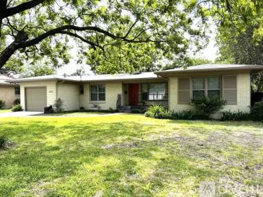 Main picture of 4625 Selkirk Dr