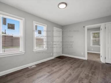 Main picture of 20805 S Chrysler Dr