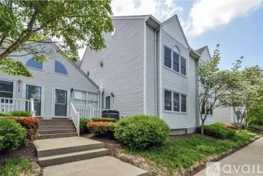 Main picture of 406 Victoria Dr