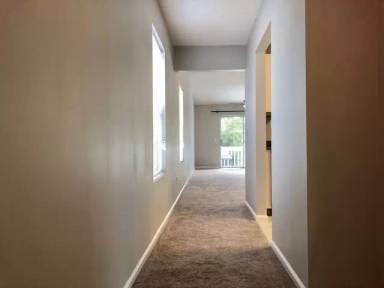 Main picture of 350 Beverly St