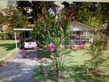 Main picture of 86 Azalea Ln