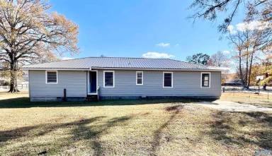Main picture of 315 Juanita St
