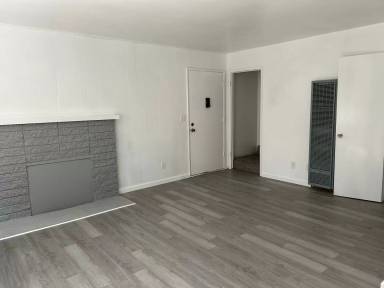 Main picture of 3685 Tamarack Ave