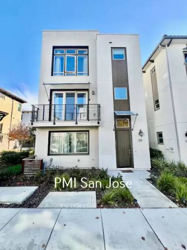 Main picture of 3055 Manuel Loop
