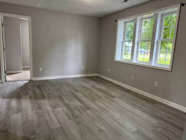 Main picture of 2201 Chestnut Ave