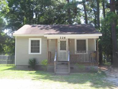 Main picture of 226 Montgomery Ave