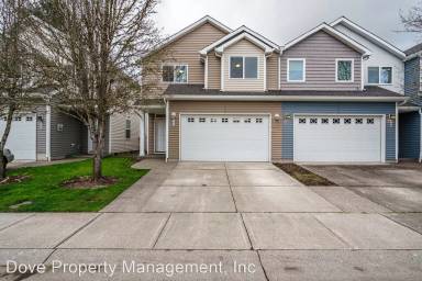 Main picture of 12412 NE 70th Cir