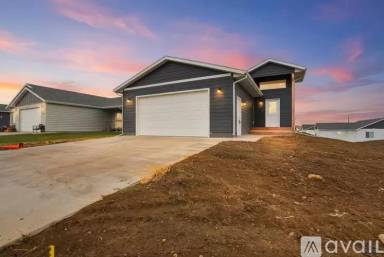 Main picture of 429 Yelner Dr