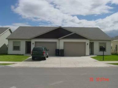 Main picture of 44 Droulliard Ave
