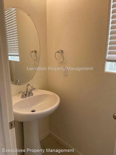 Main picture of 179 Shafer Ave