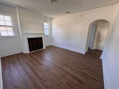 Main picture of 319 Kemper Rd