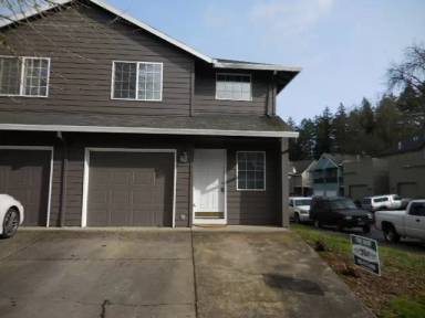 Main picture of 3965 SW Pinewood Way