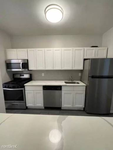Main picture of 9 Garrison Ave