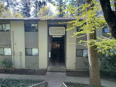 Main picture of 2714 SW Beaverton Hillsdale Hwy