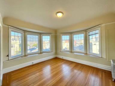 Main picture of 2045 Cabrillo St