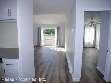 Main picture of 8034 Linda Vista Rd