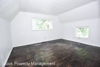 Main picture of 1509 1/2 Cincinnati St
