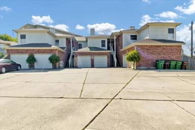 Main picture of 303 Rawhide Loop