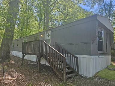 Main picture of 412 McElhaney Rd