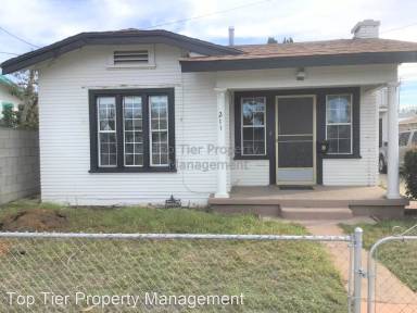 Main picture of 207 Hensley St