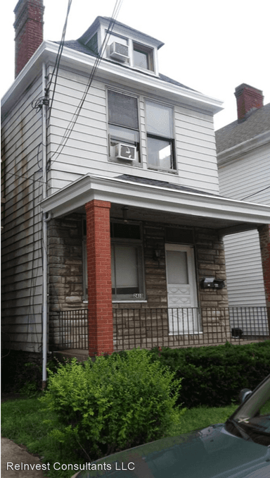 Main picture of 2410 Fairview Ave