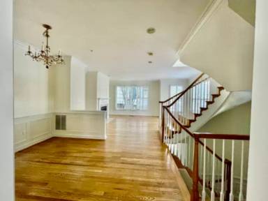 Main picture of 1308 McLean Crest Ct