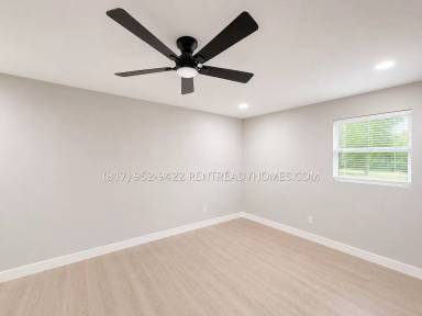 Main picture of 11319 Murr Way