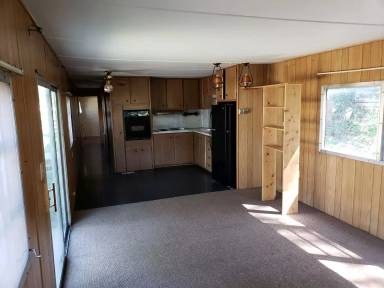 Main picture of 6789 Noon Rd