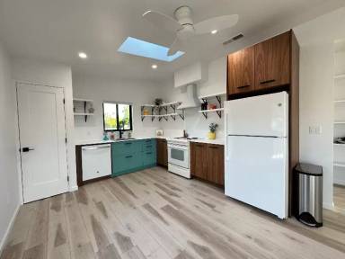 Main picture of 1728 Lima Dr