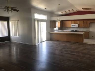 Main picture of 2176 Independence Pl