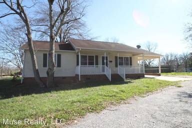 Main picture of 103 Calhoun St