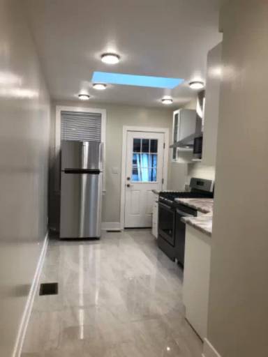 Main picture of 152 Pearl St