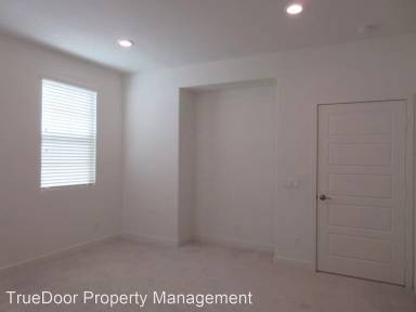 Main picture of 235 Radial