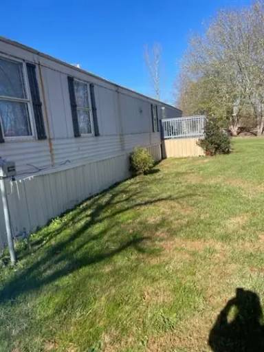 Main picture of 117 S Harris Creek Spur