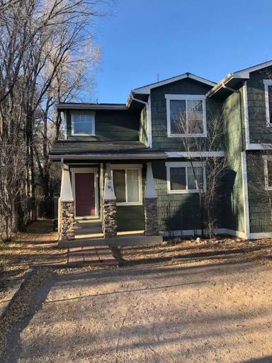 Main picture of 1816 Lorraine St