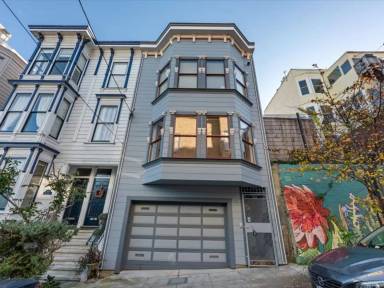 Main picture of 415 Lily St