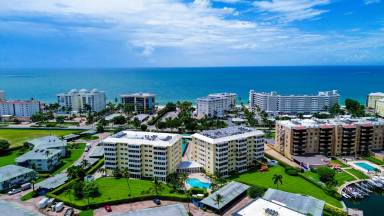 Main picture of 3420 Gulf Shore Blvd N