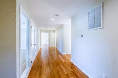 Main picture of 906 Kearney St