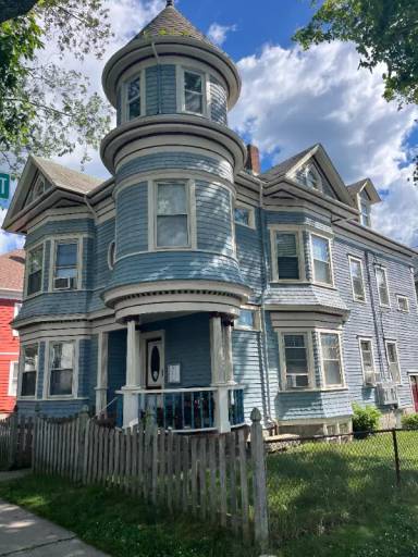 Main picture of 724 Brock Ave