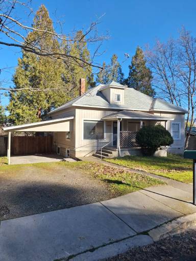 Main picture of 1049 Ashland St