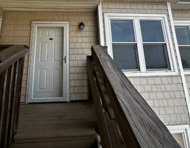 Main picture of 2313 W Great Neck Rd
