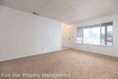 Main picture of 8410 Lasalle Ave