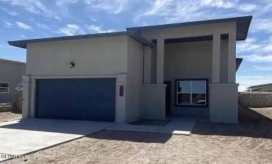 Main picture of 408 Davis Greenwood