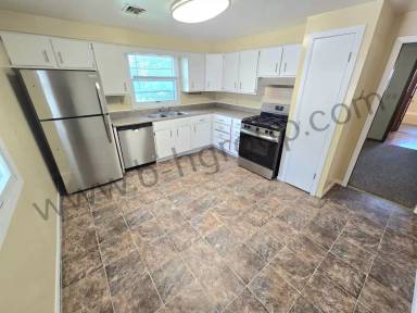 Main picture of 8051 27th Ave